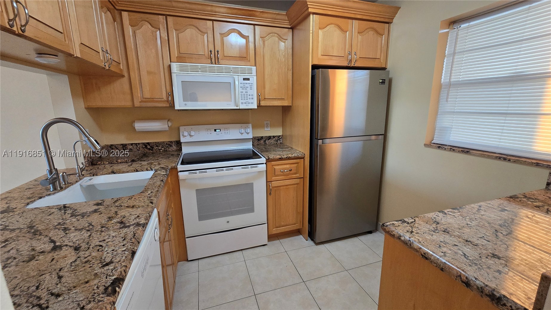 POINCIANA 11 PINE ISLAND - Residential