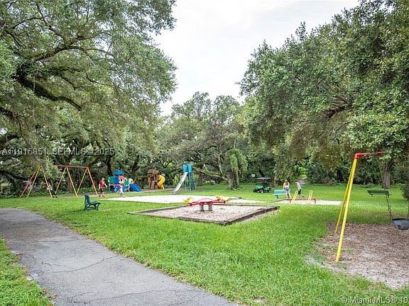 POINCIANA 11 PINE ISLAND - Residential
