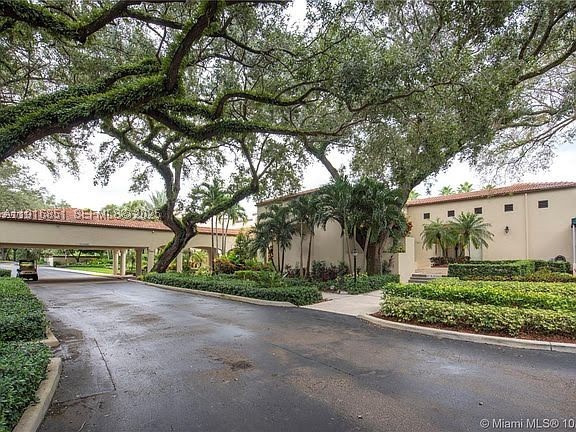 POINCIANA 11 PINE ISLAND - Residential