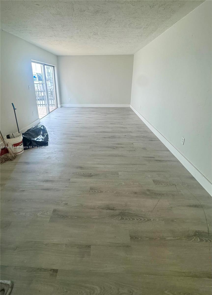 EL LAGO CONDO - Residential Lease