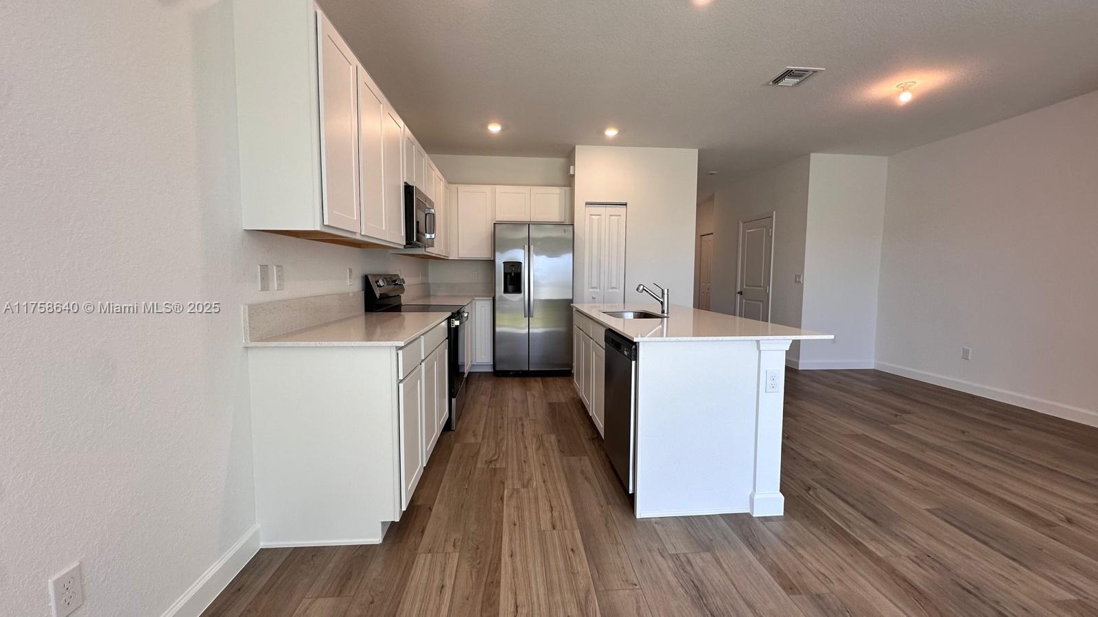 VERANDA PLAT NO. 9 - Residential Lease
