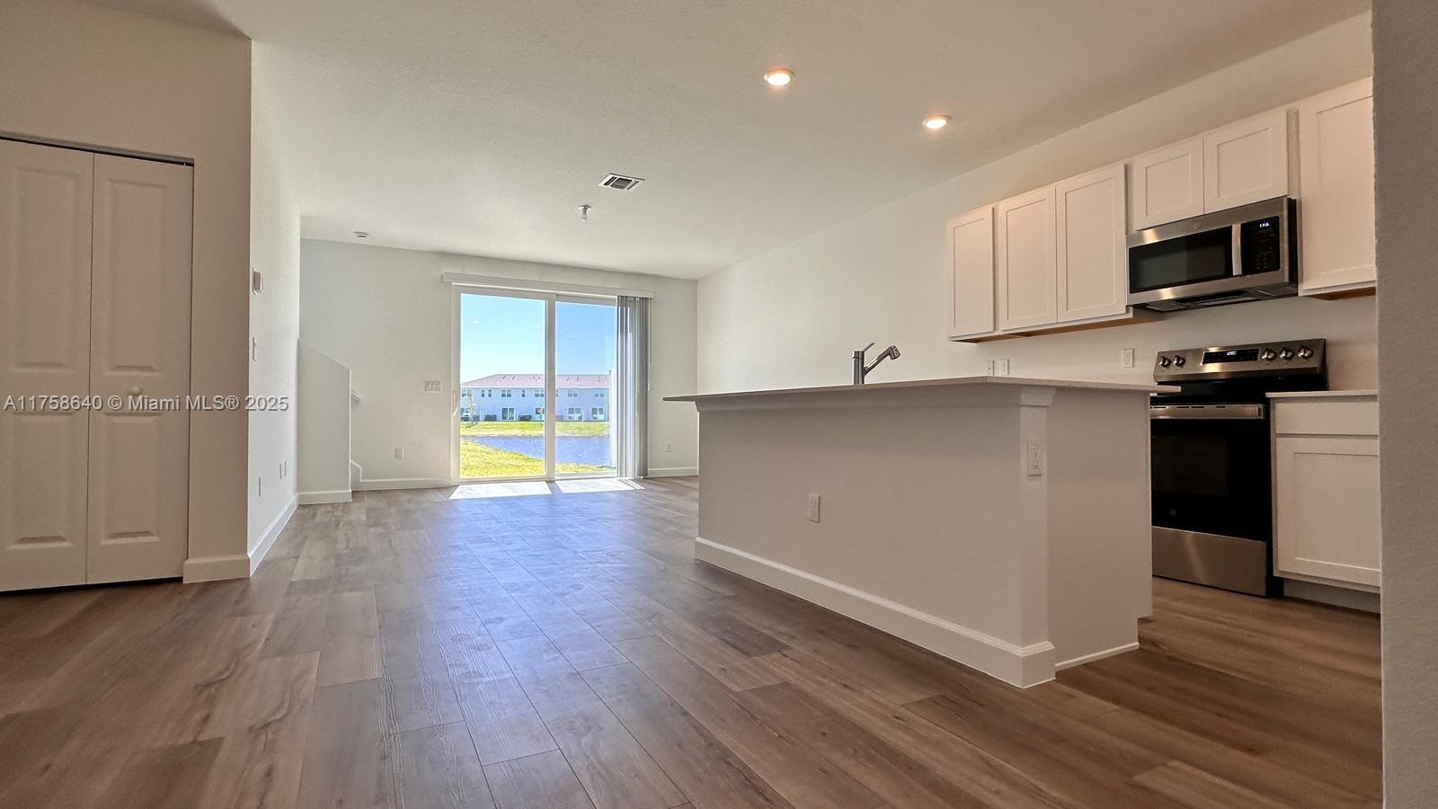 VERANDA PLAT NO. 9 - Residential Lease