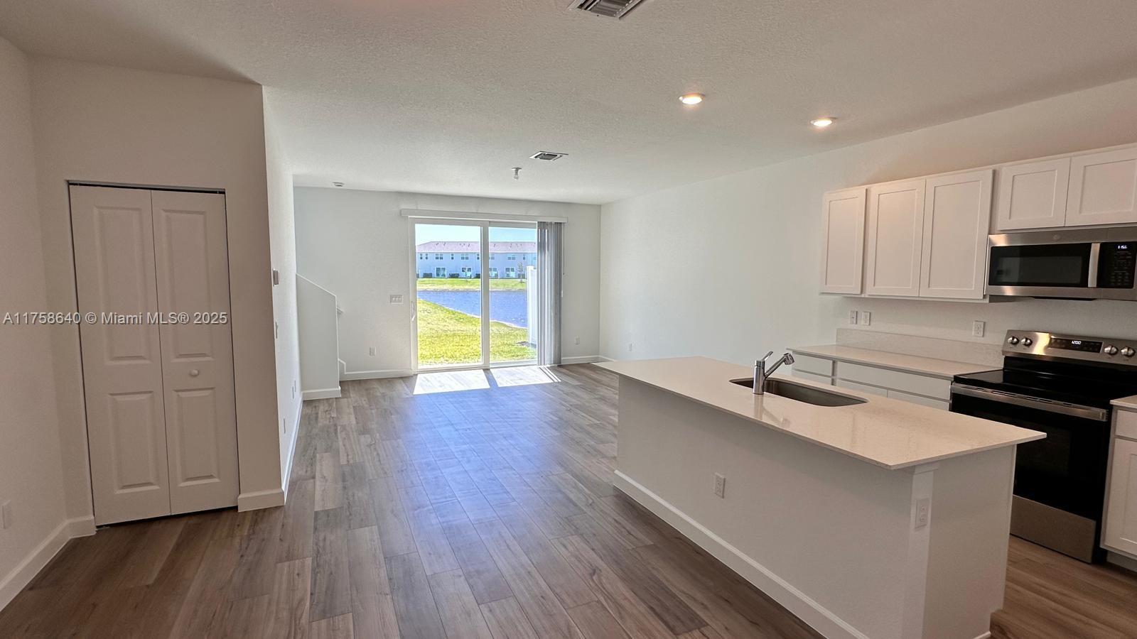 VERANDA PLAT NO. 9 - Residential Lease