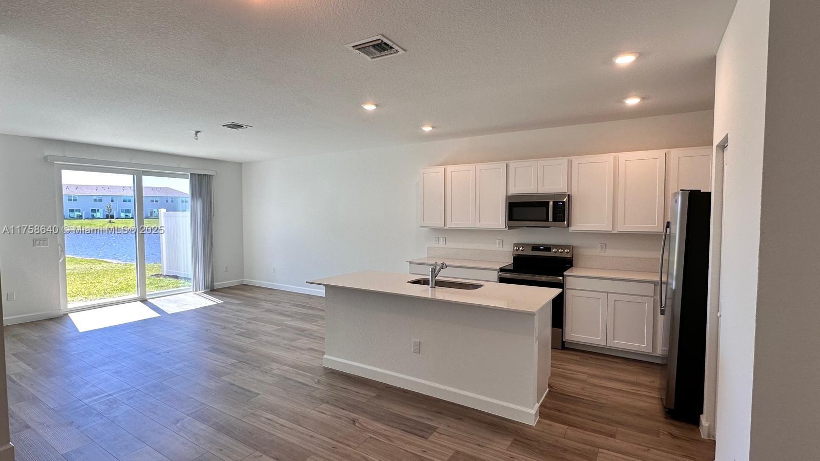 VERANDA PLAT NO. 9 - Residential Lease