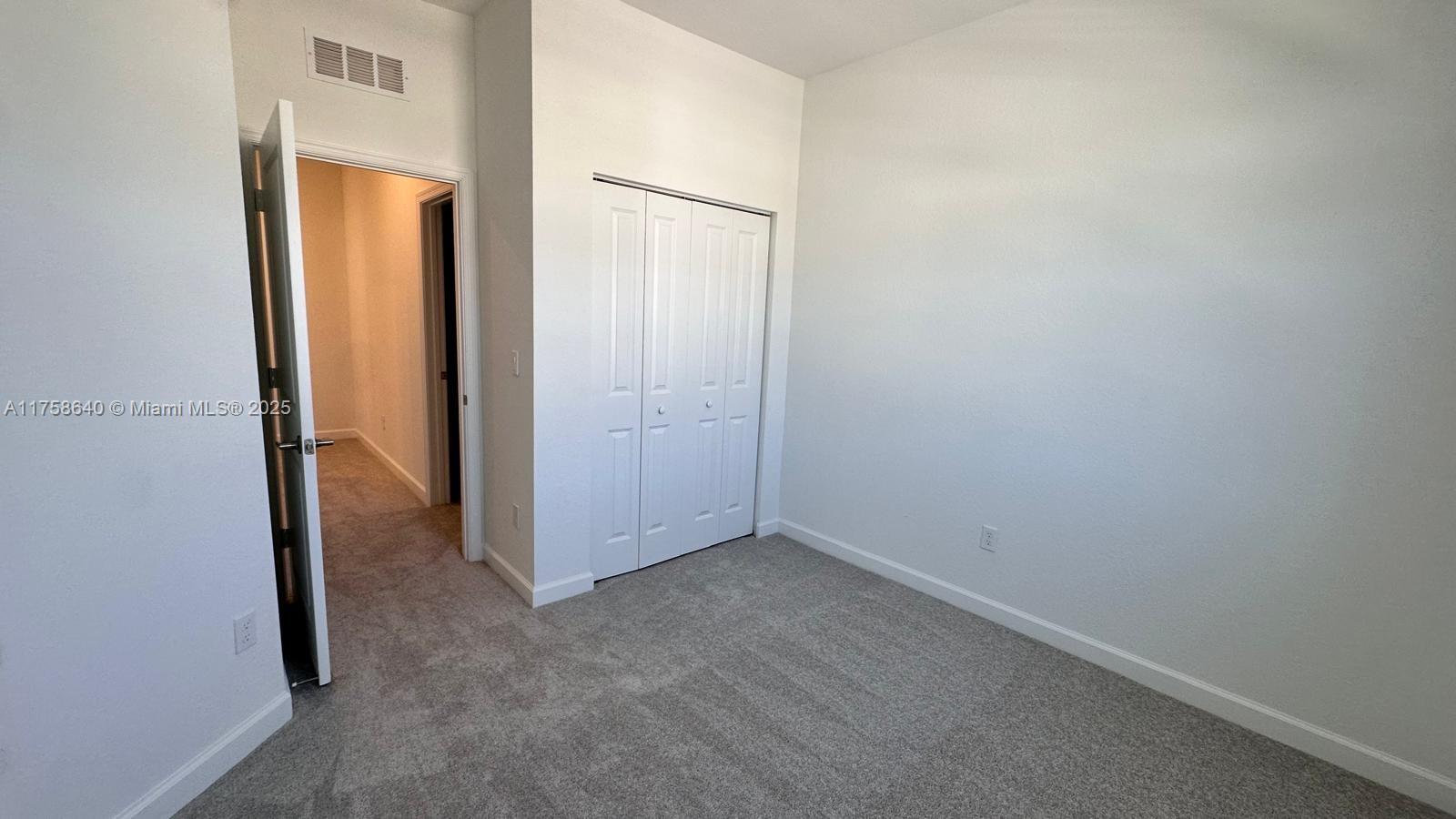 VERANDA PLAT NO. 9 - Residential Lease
