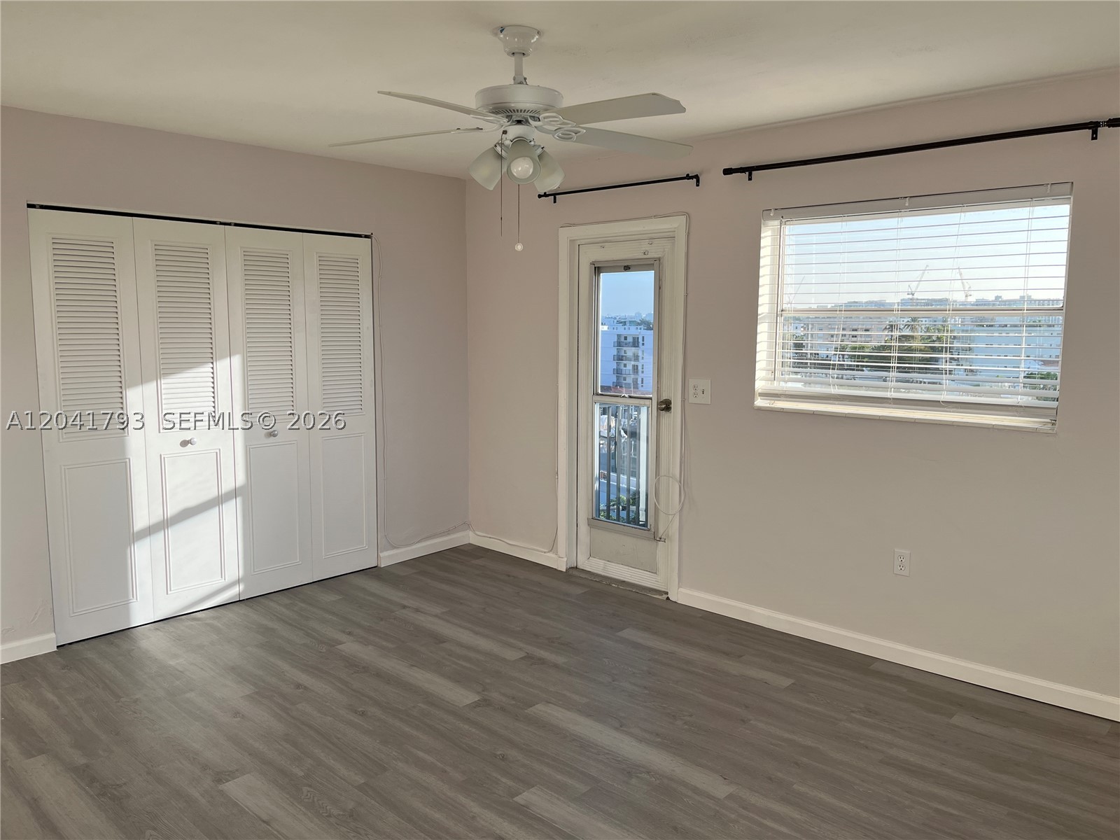 CREEK TOWERS & YACHT CLUB - Residential Lease