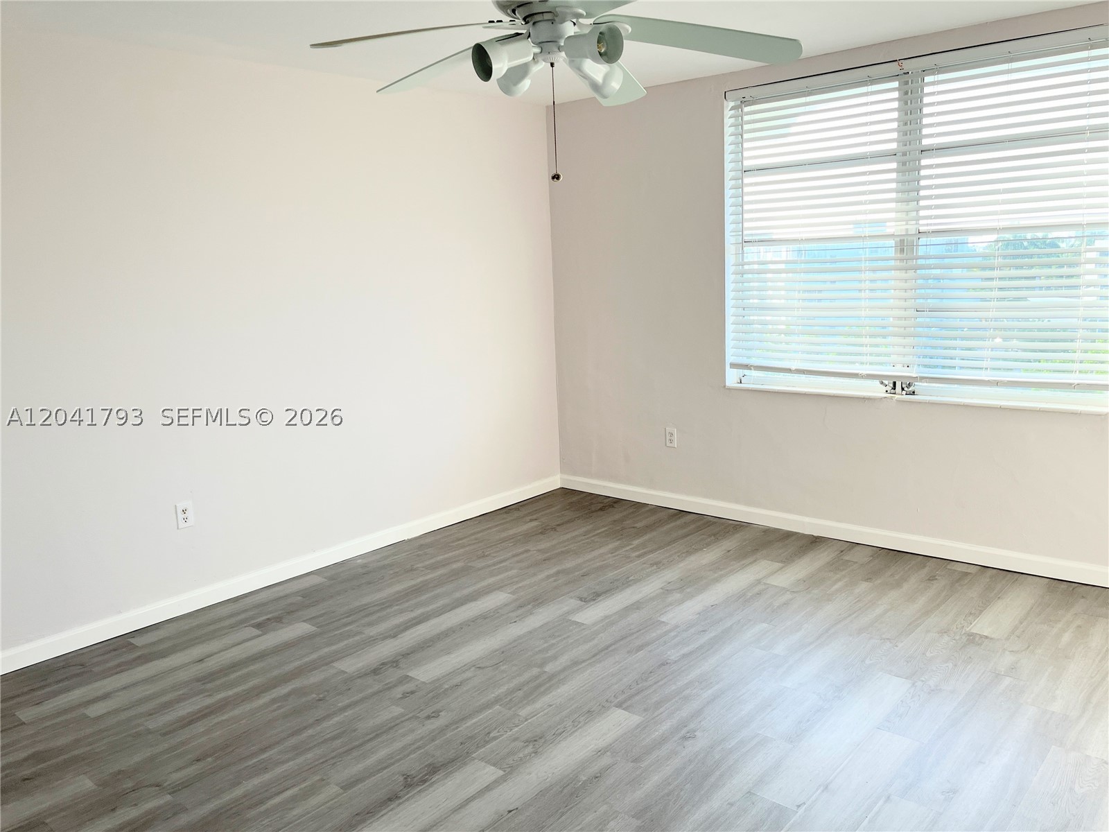 CREEK TOWERS & YACHT CLUB - Residential Lease