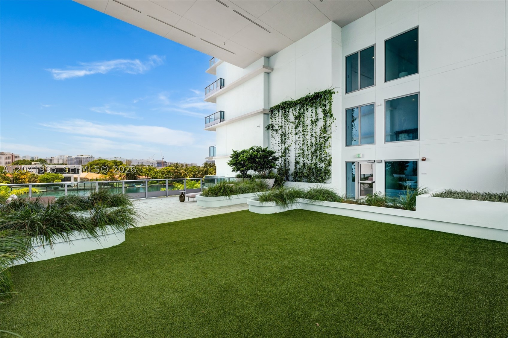 LA BAIA BAY HARBOR ISLANDS - Residential