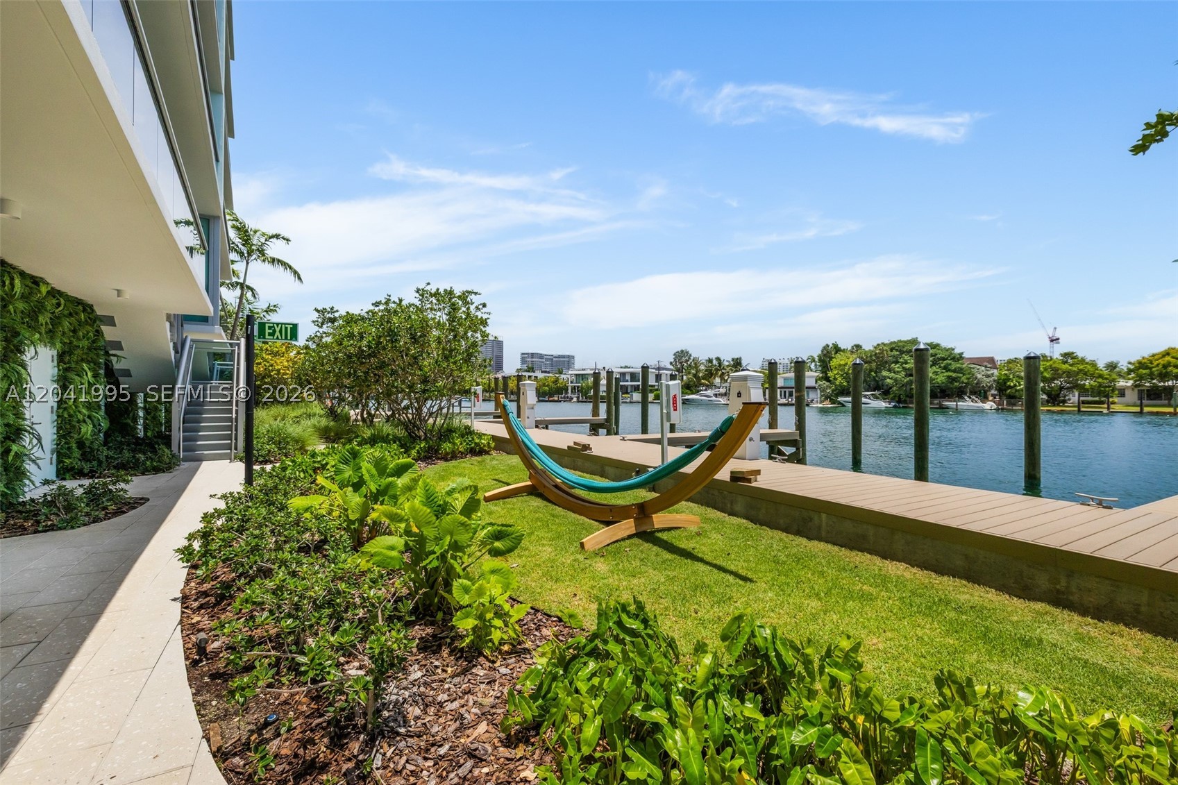 LA BAIA BAY HARBOR ISLANDS - Residential