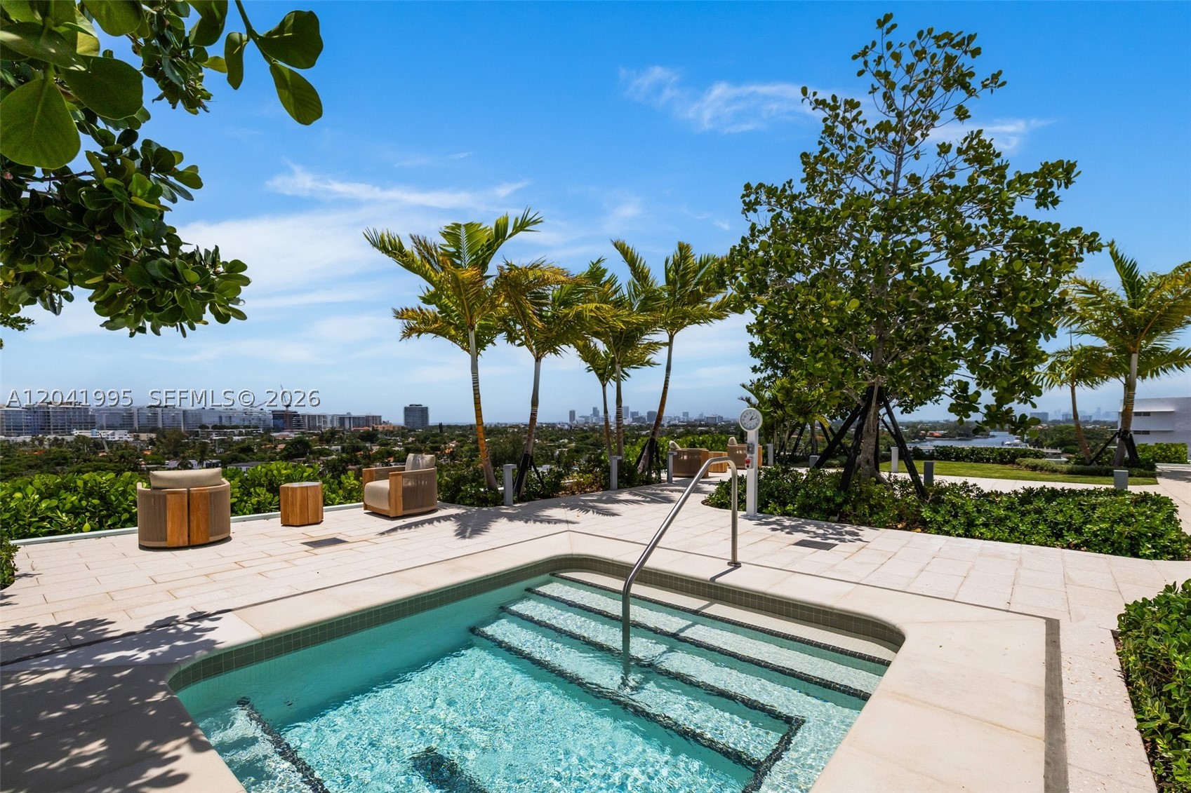 LA BAIA BAY HARBOR ISLANDS - Residential