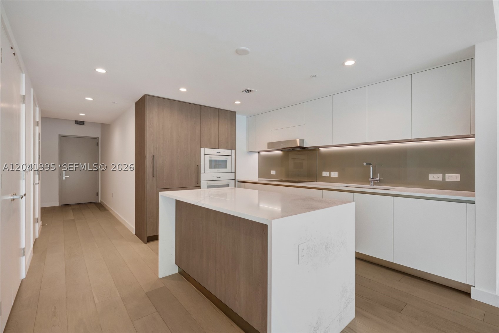 LA BAIA BAY HARBOR ISLANDS - Residential