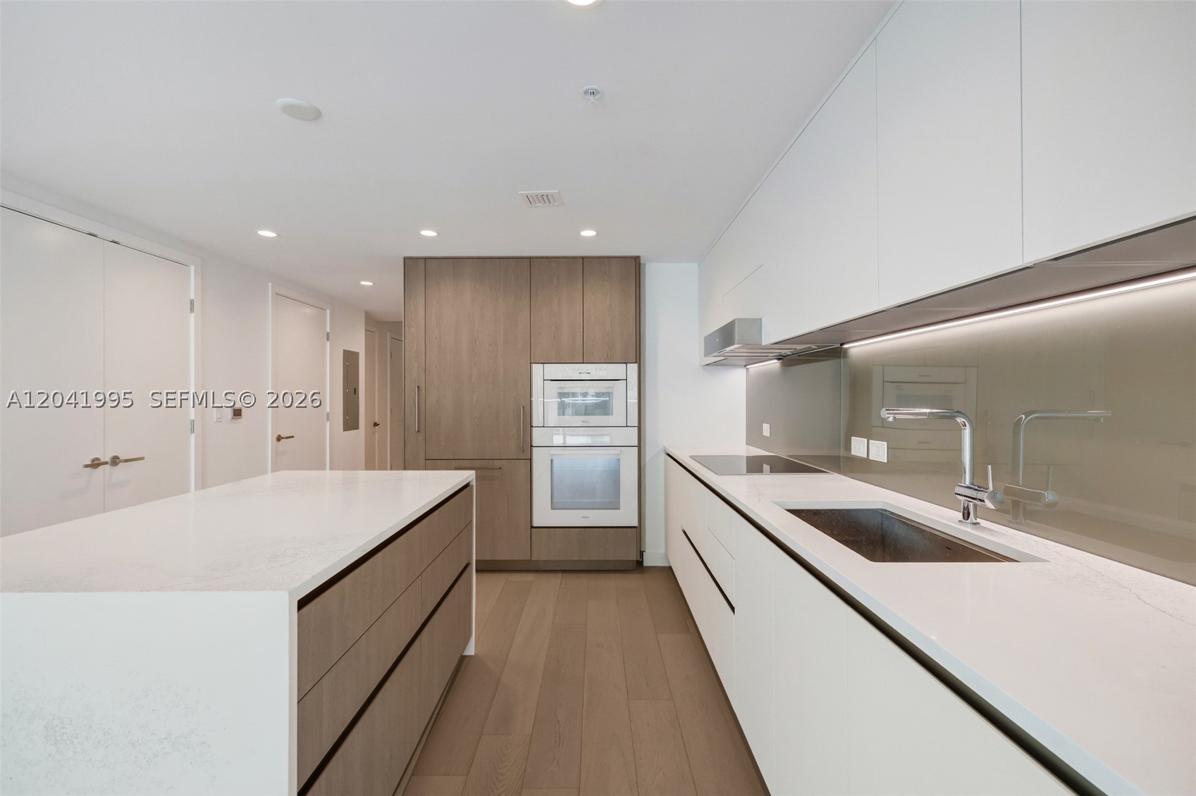 LA BAIA BAY HARBOR ISLANDS - Residential