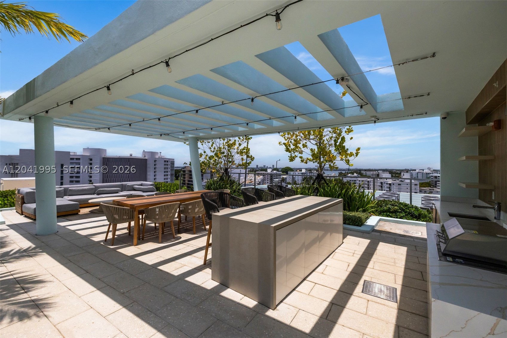 LA BAIA BAY HARBOR ISLANDS - Residential