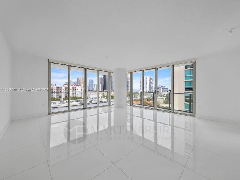 PARQUE TOWERS CONDO - Residential Lease