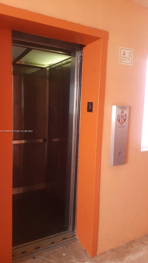 PARKSIDE NO 1 CONDO - BLD - Residential Lease
