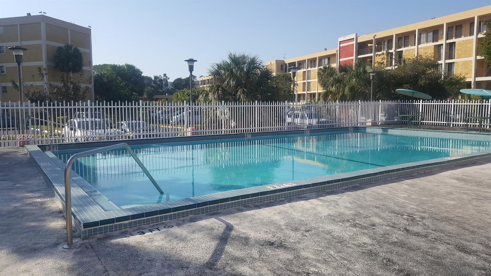 PARKSIDE NO 1 CONDO - BLD - Residential Lease