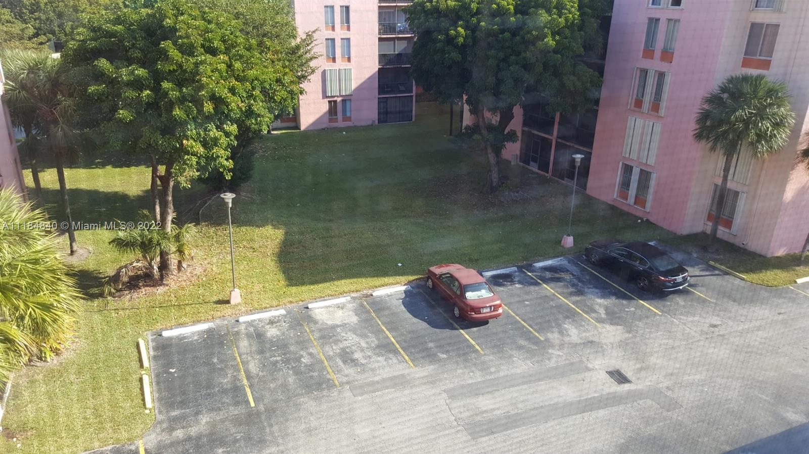 PARKSIDE NO 1 CONDO - BLD - Residential Lease