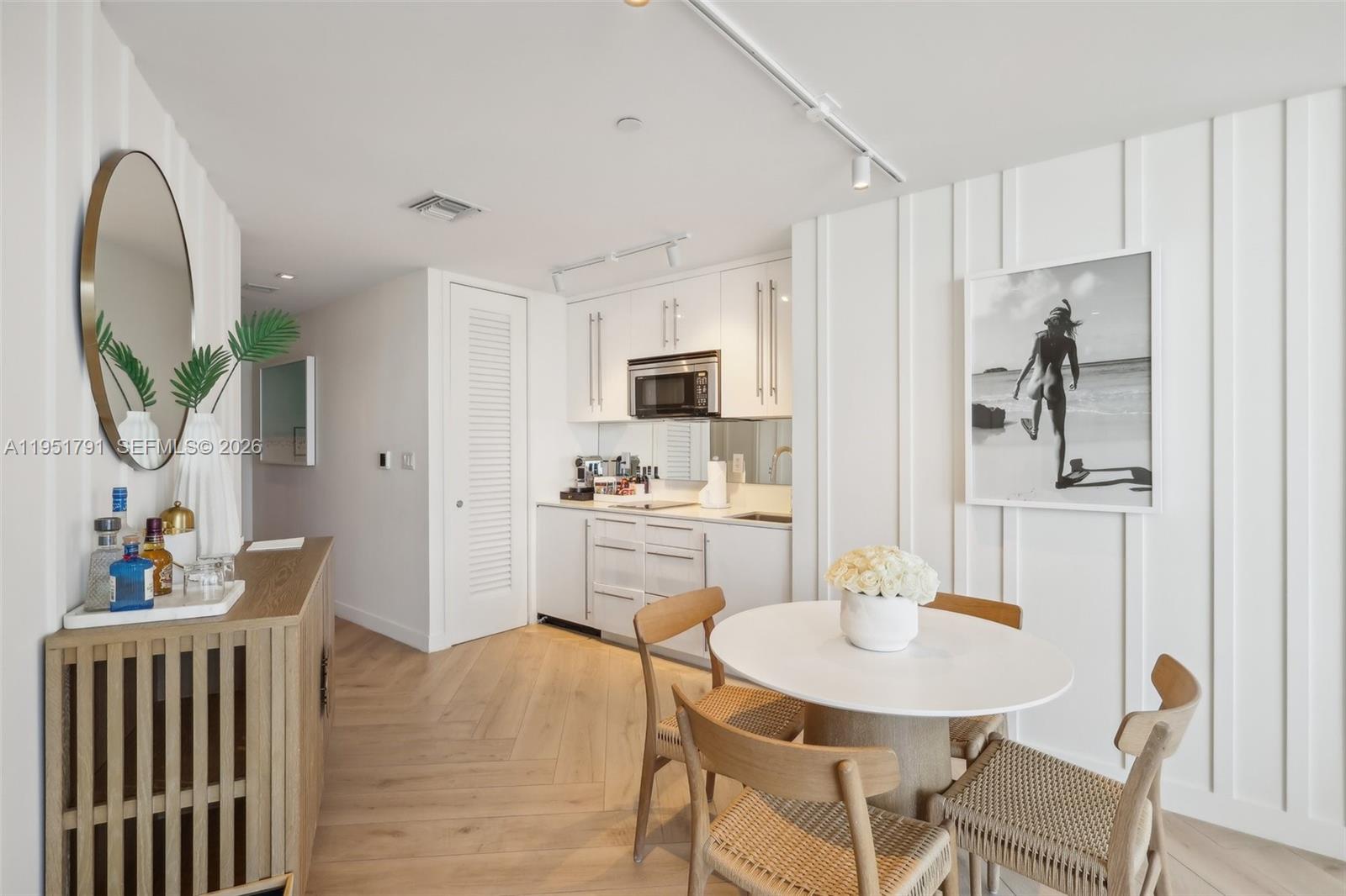 2201 COLLINS AVE CONDO - Residential