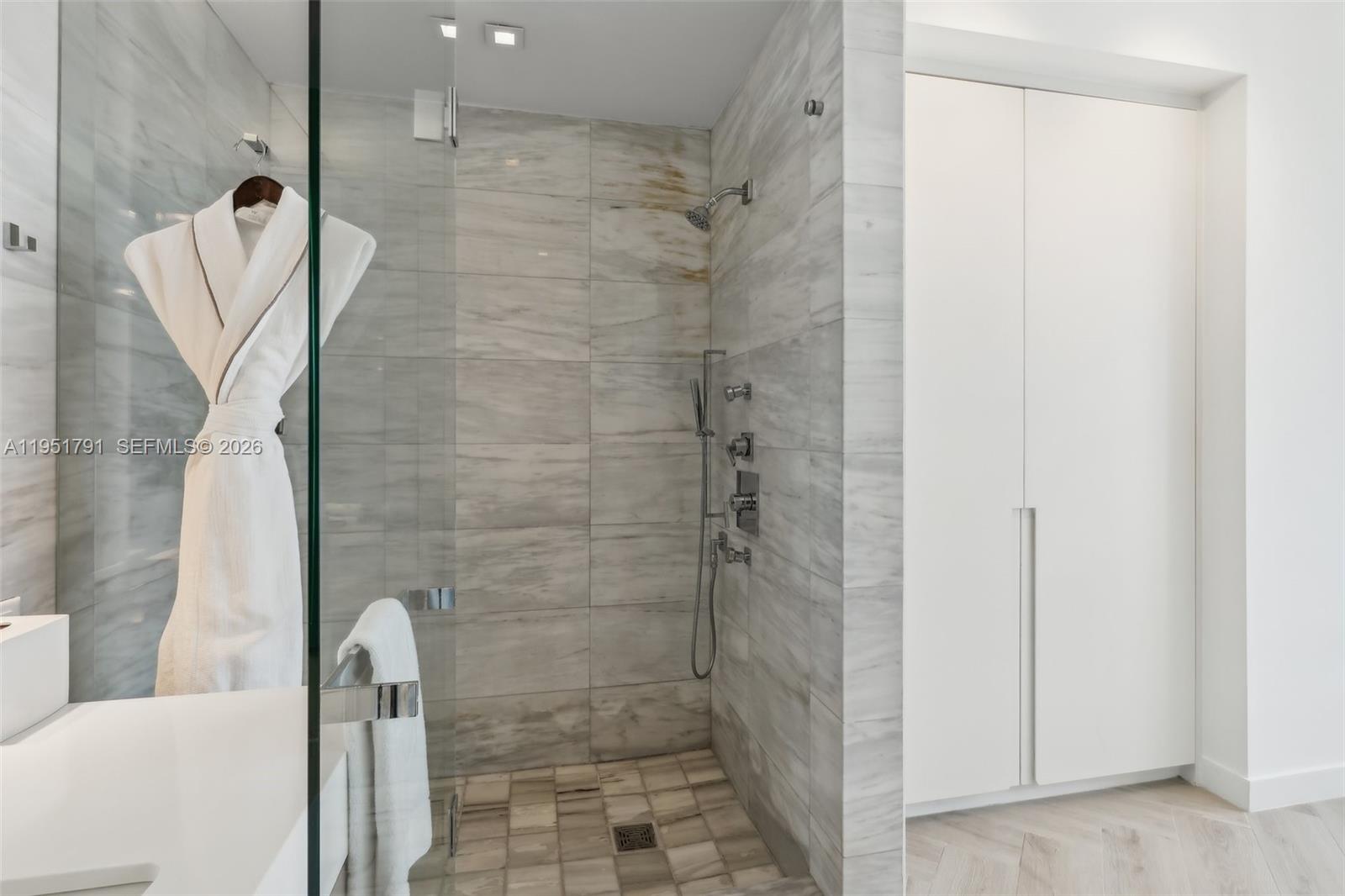2201 COLLINS AVE CONDO - Residential