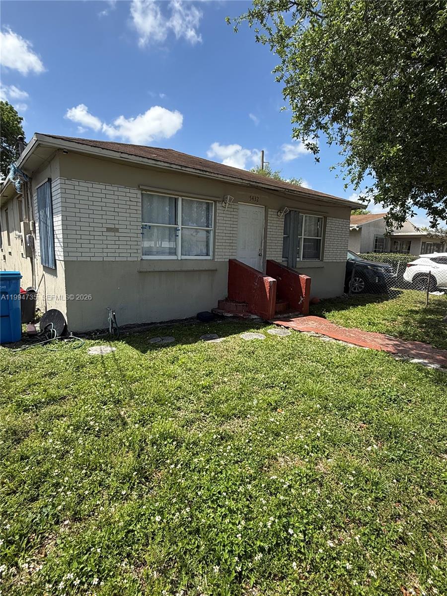 This West Park home offers a solid structure and great bones, making it ideal for buyers looking to customize or investors searching for their next opportunity.  New roof needed.

Situated in an amazing central location, this property places you minutes from everything South Florida has to offer:

5 minutes to I-95
5 minutes to Florida Turnpike
10 minutes to FLL Airport
10 minutes to Hard Rock Casino & Hard Rock Stadium

With continued growth in the area and unbeatable accessibility, this property presents a smart investment and a great place to call home.