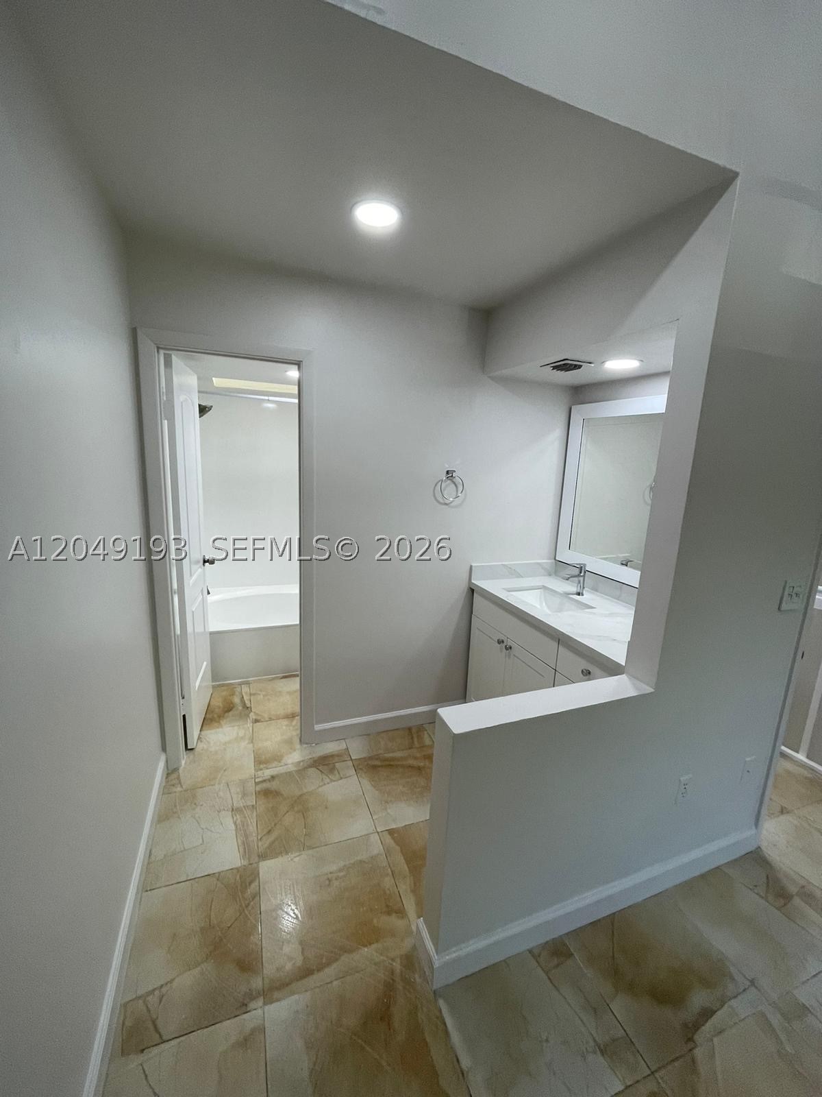 ELAN AT CALUSA CONDO IX - Residential