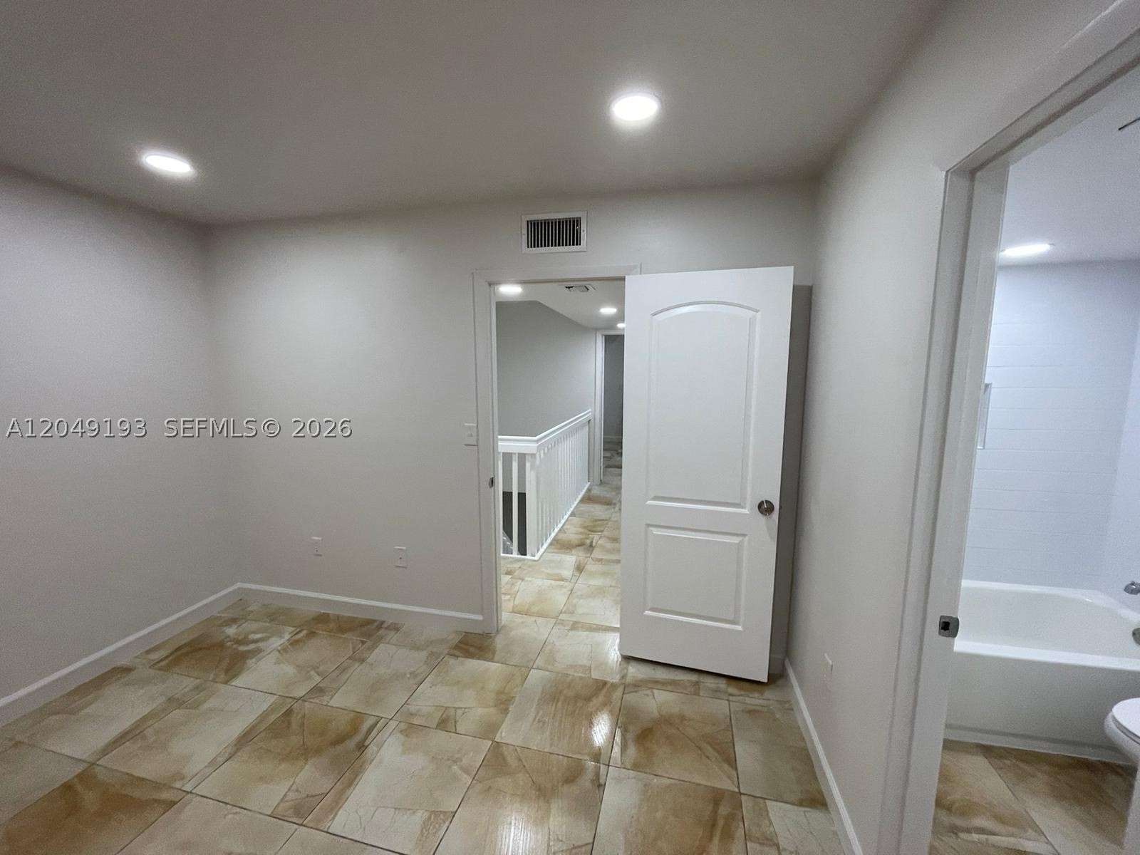 ELAN AT CALUSA CONDO IX - Residential