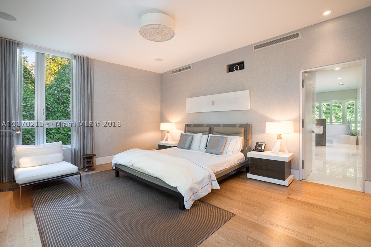 BISCAYNE CAMP - Residential
