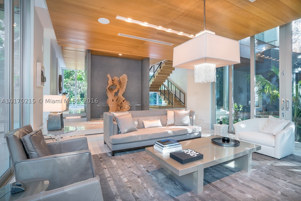 BISCAYNE CAMP - Residential