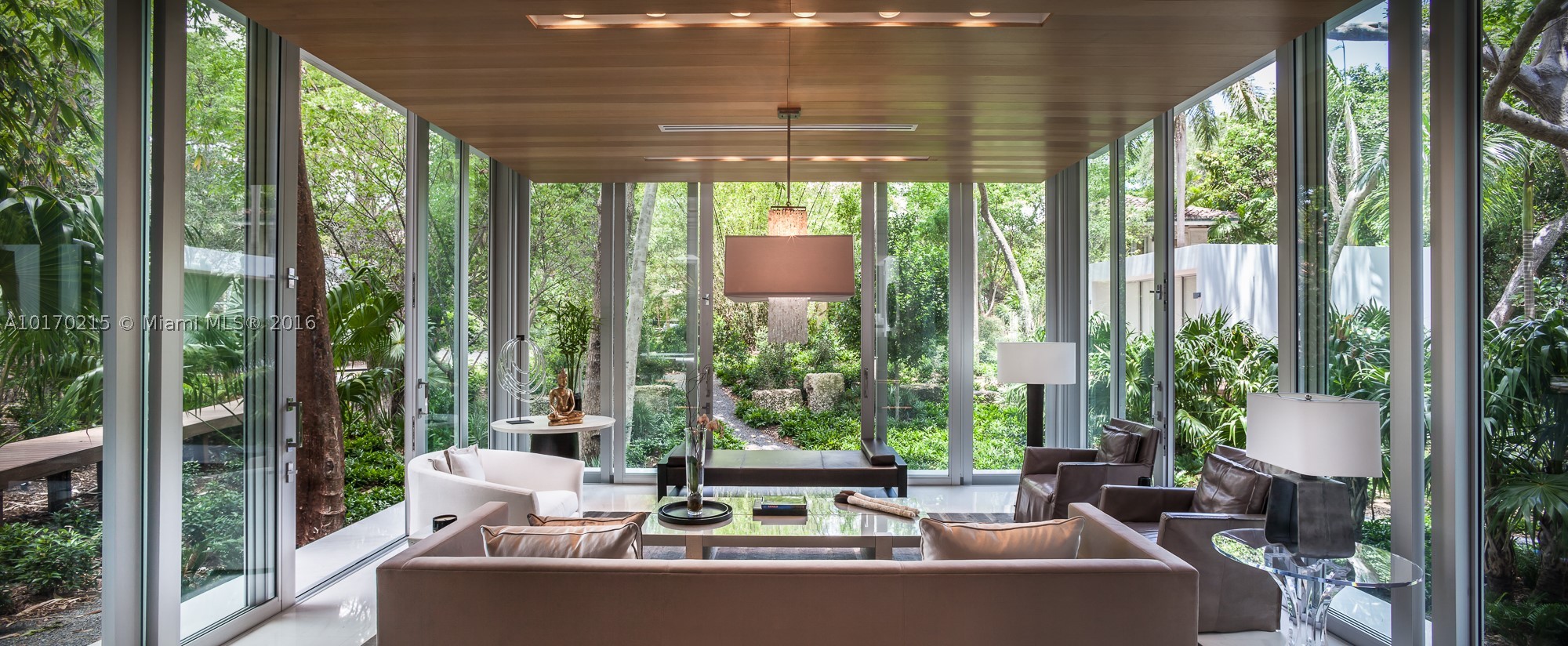 BISCAYNE CAMP - Residential