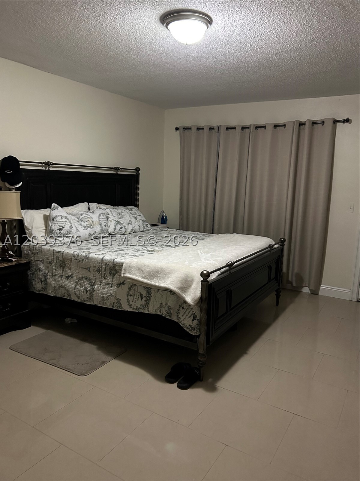SUTTON HOUSE CONDO - Residential
