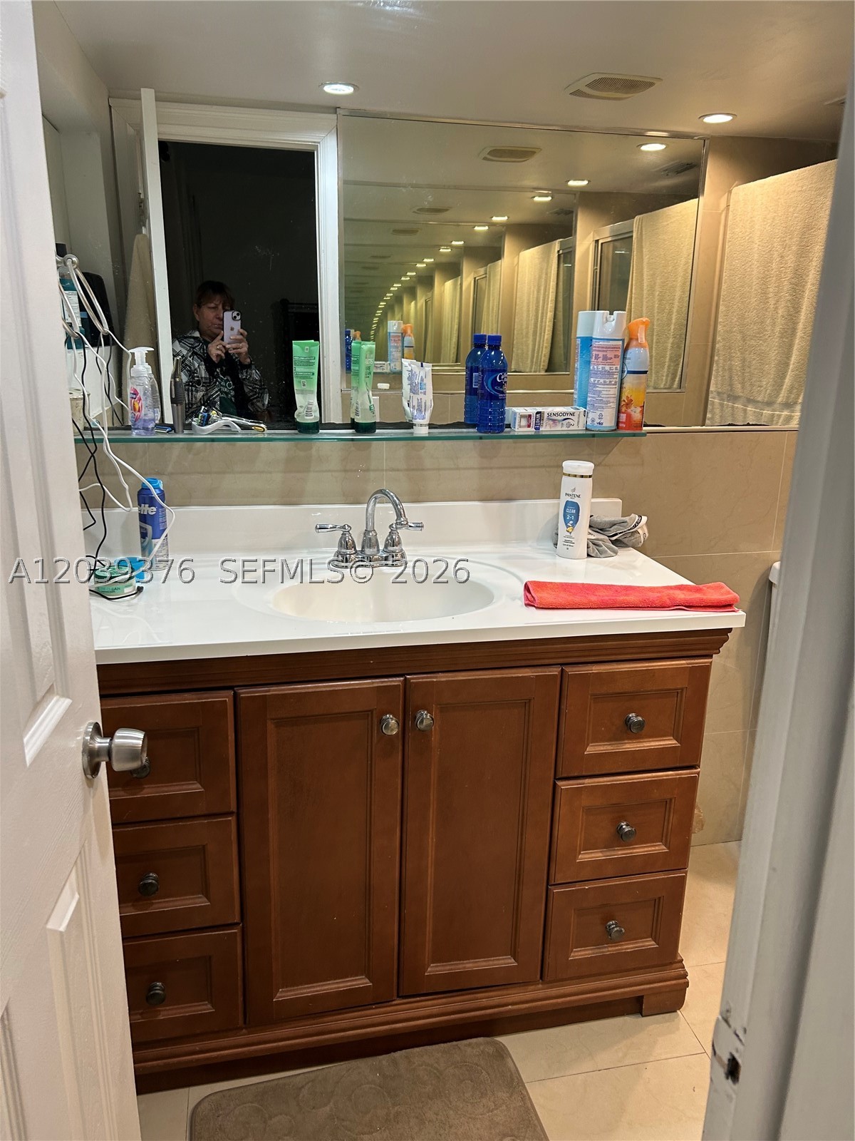 SUTTON HOUSE CONDO - Residential