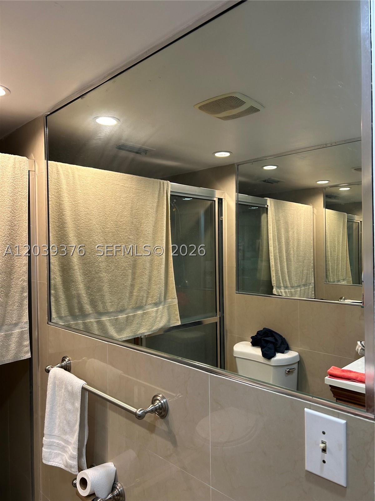 SUTTON HOUSE CONDO - Residential
