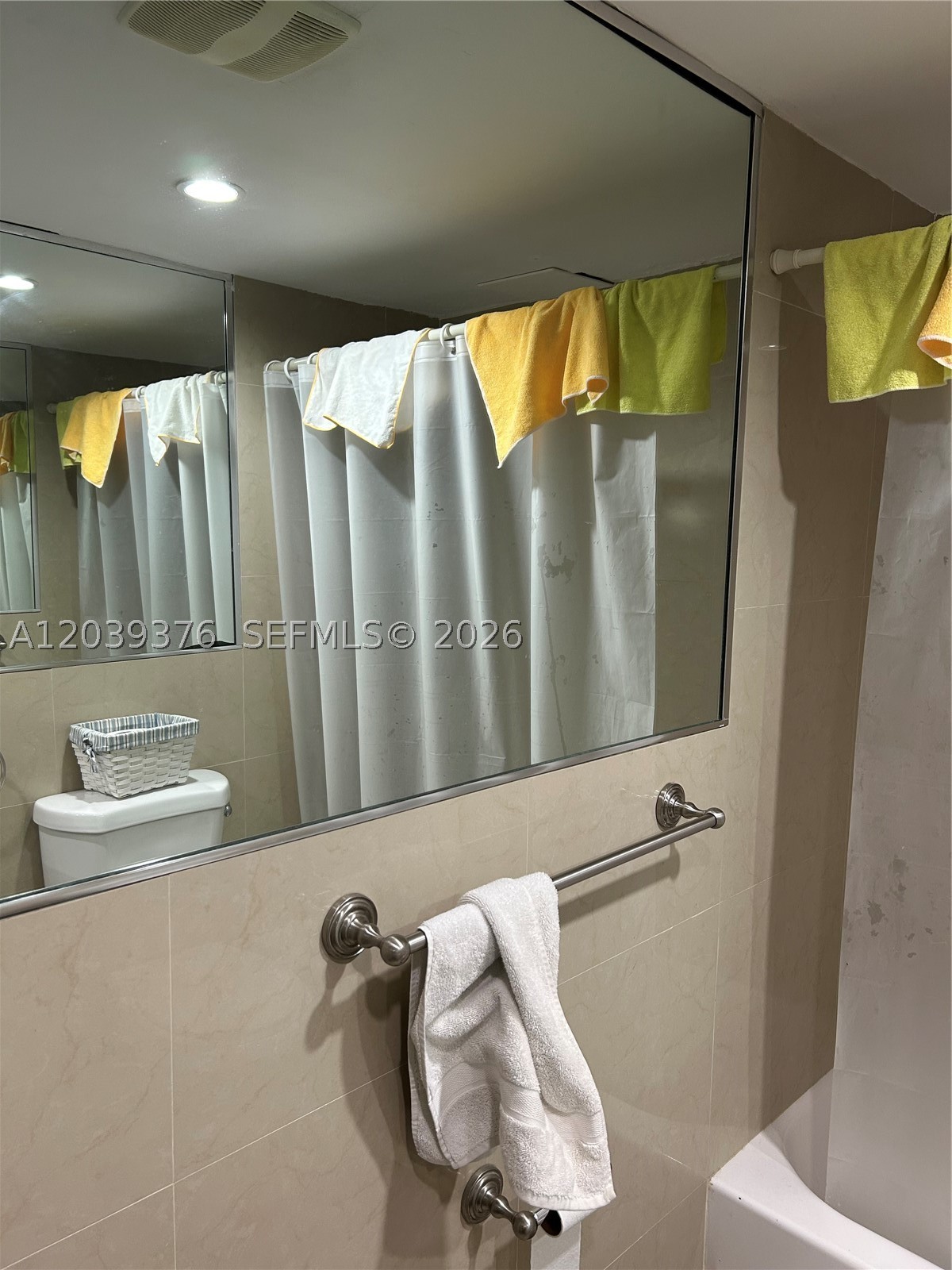 SUTTON HOUSE CONDO - Residential