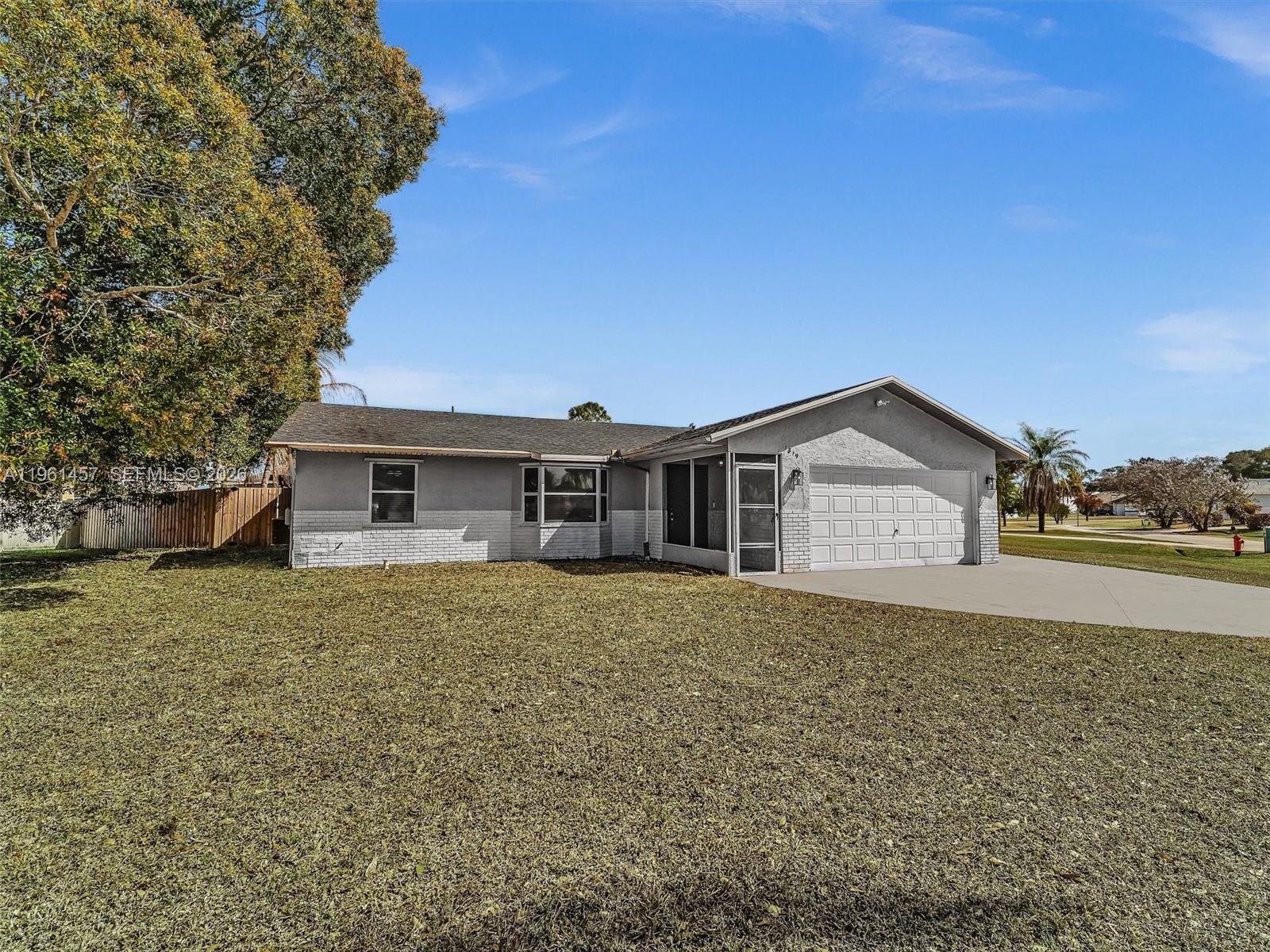 PORT ST LUCIE SECTION 10 - Residential