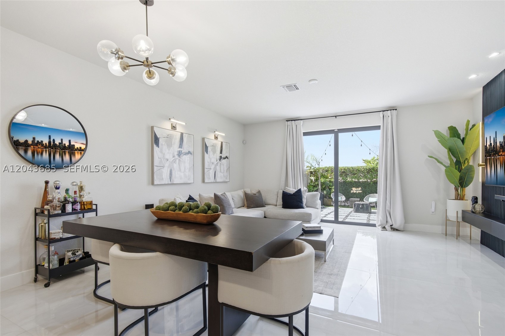 MC RESIDENTIAL - Residential