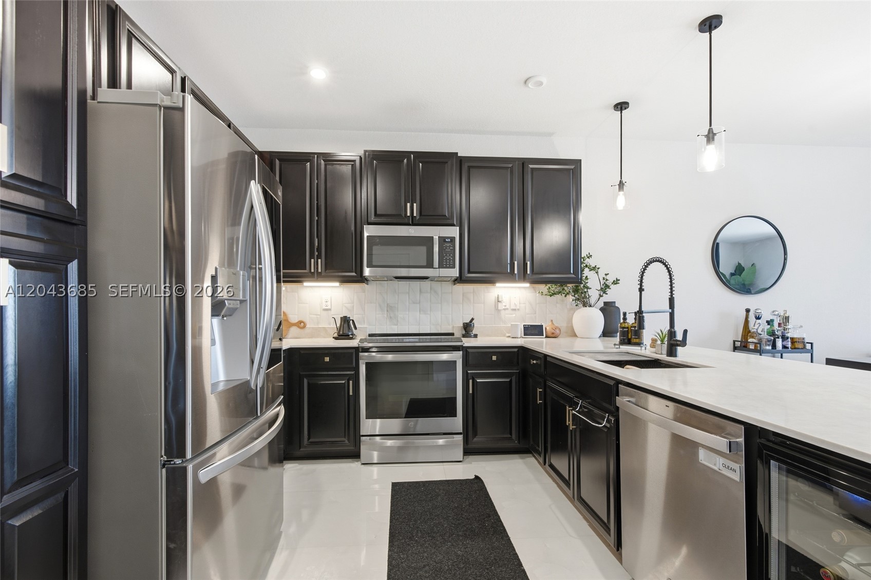 MC RESIDENTIAL - Residential
