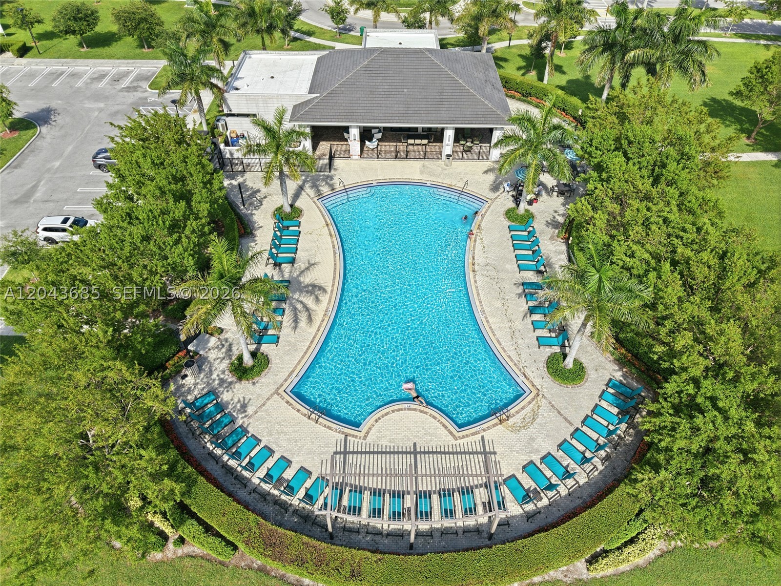 MC RESIDENTIAL - Residential