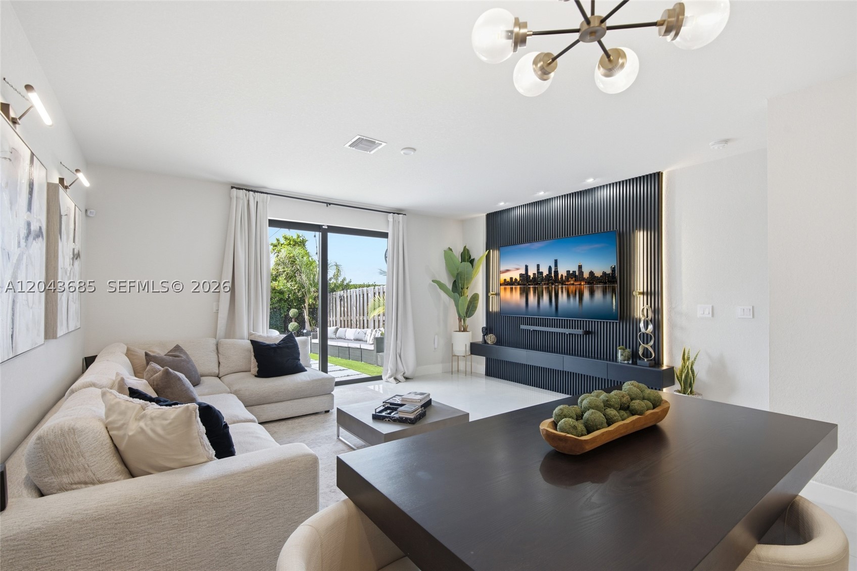 MC RESIDENTIAL - Residential