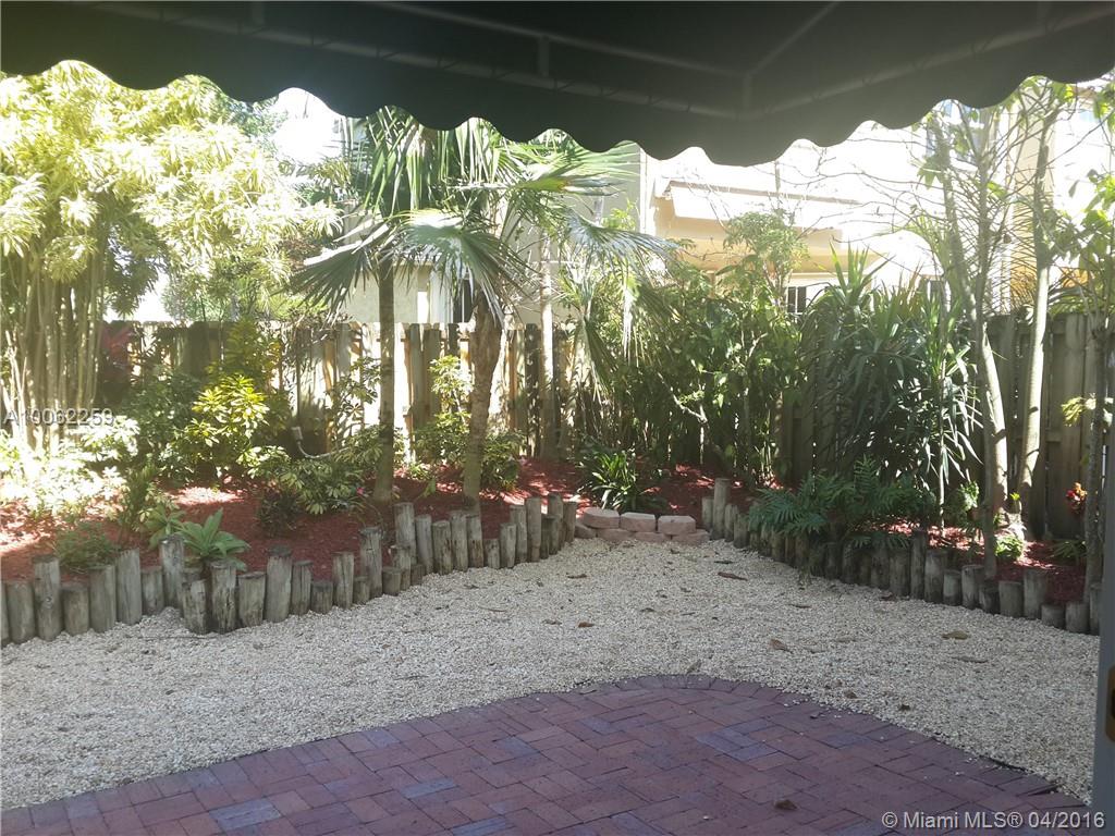 Savannah At Doral - Residential Lease