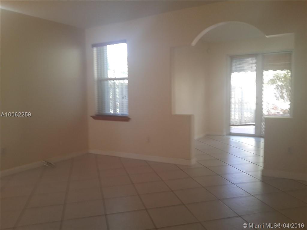 Savannah At Doral - Residential Lease