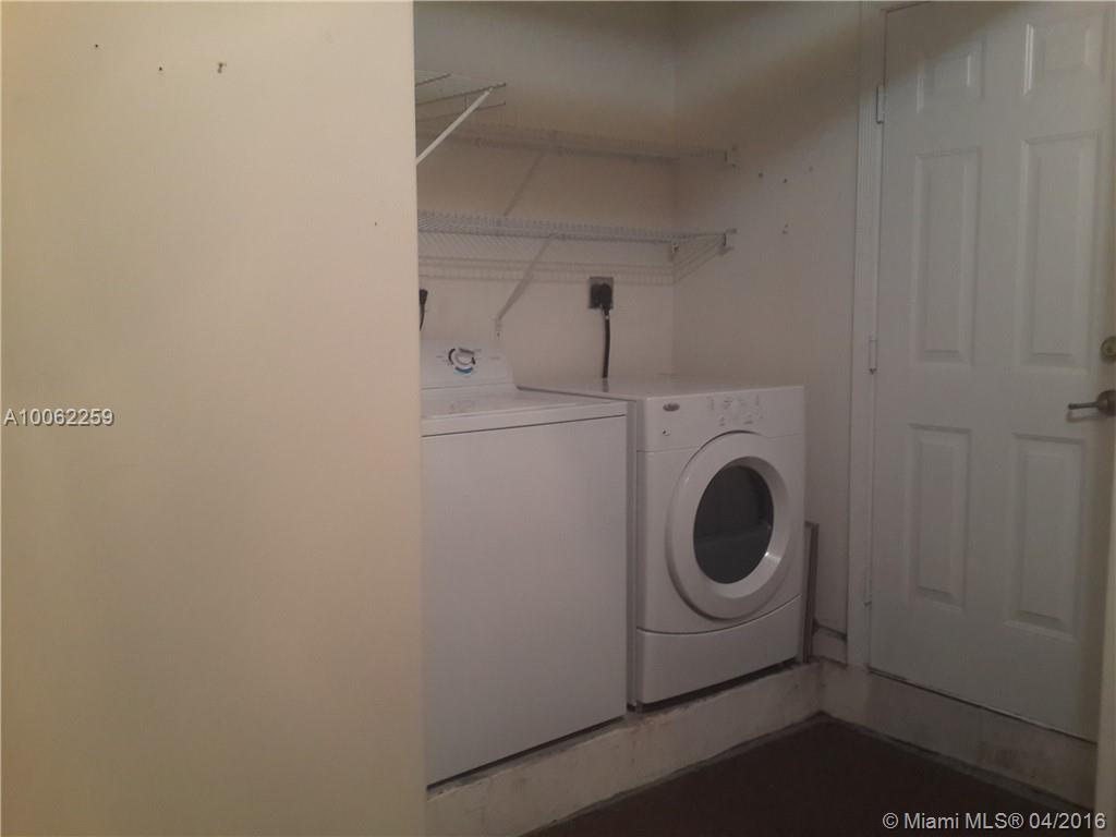 Savannah At Doral - Residential Lease