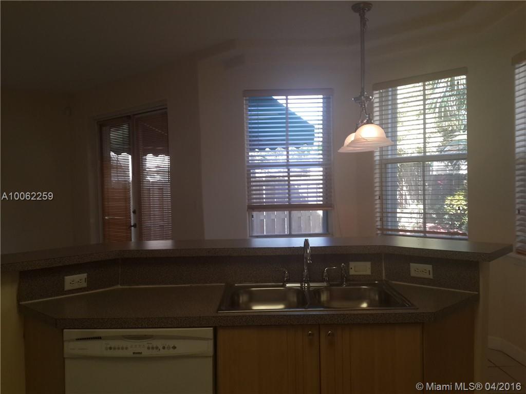 Savannah At Doral - Residential Lease