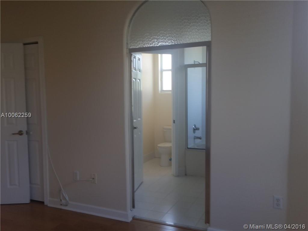 Savannah At Doral - Residential Lease