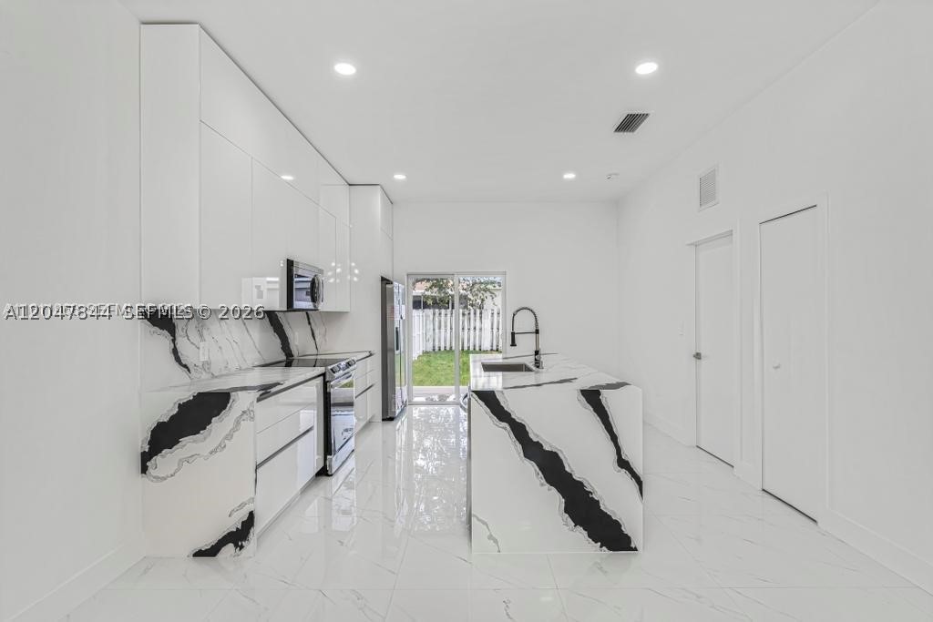 ACME GULFAIR - Residential Income