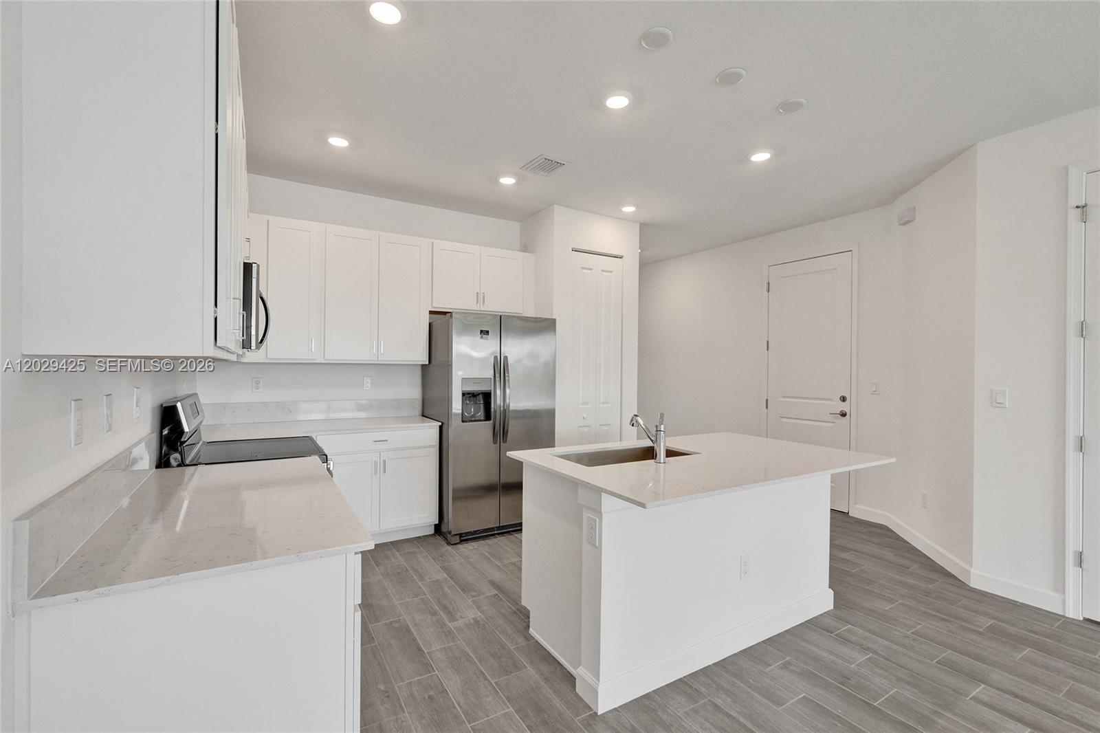 SEAGROVE PUD - Residential Lease