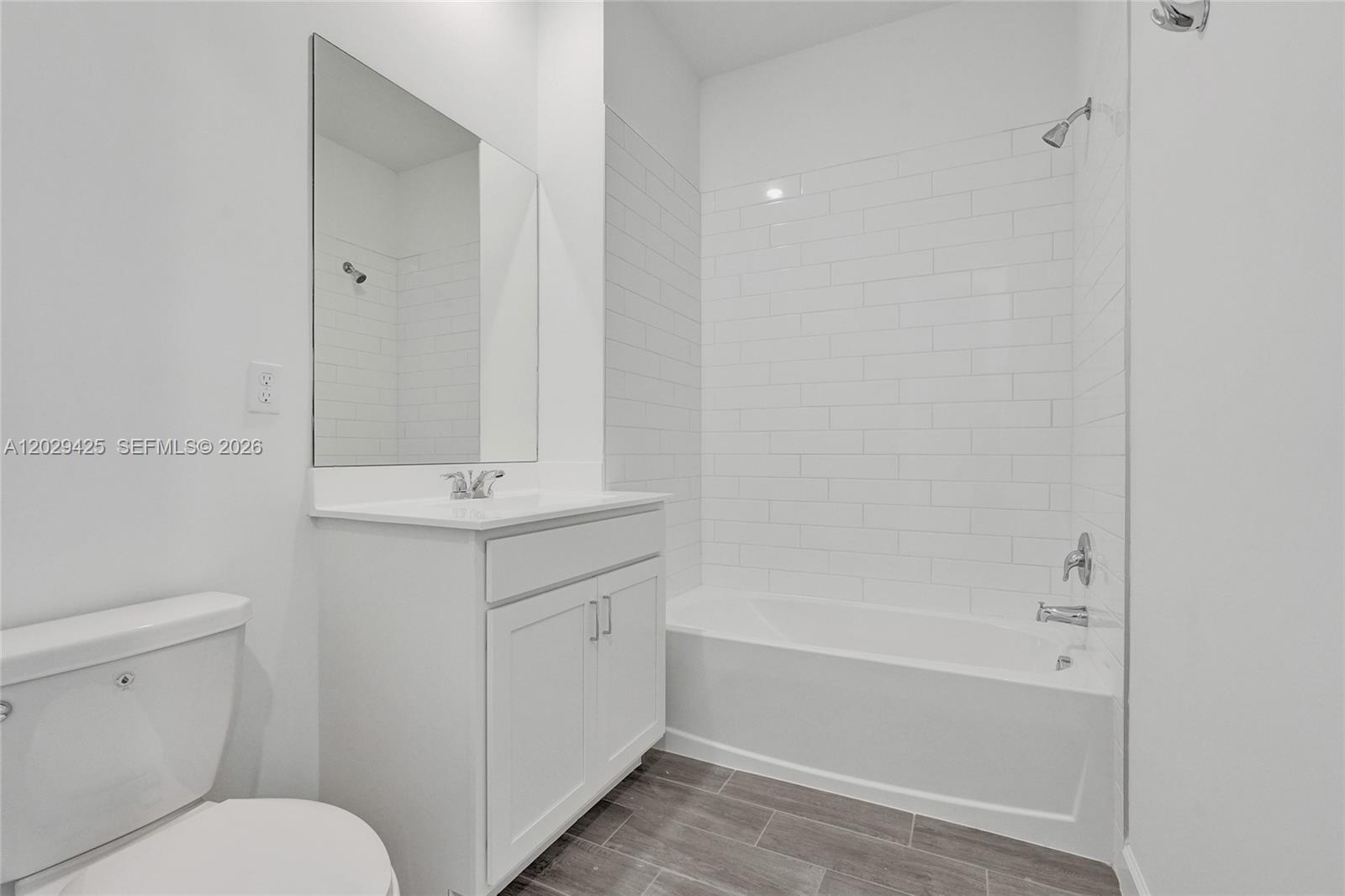 SEAGROVE PUD - Residential Lease