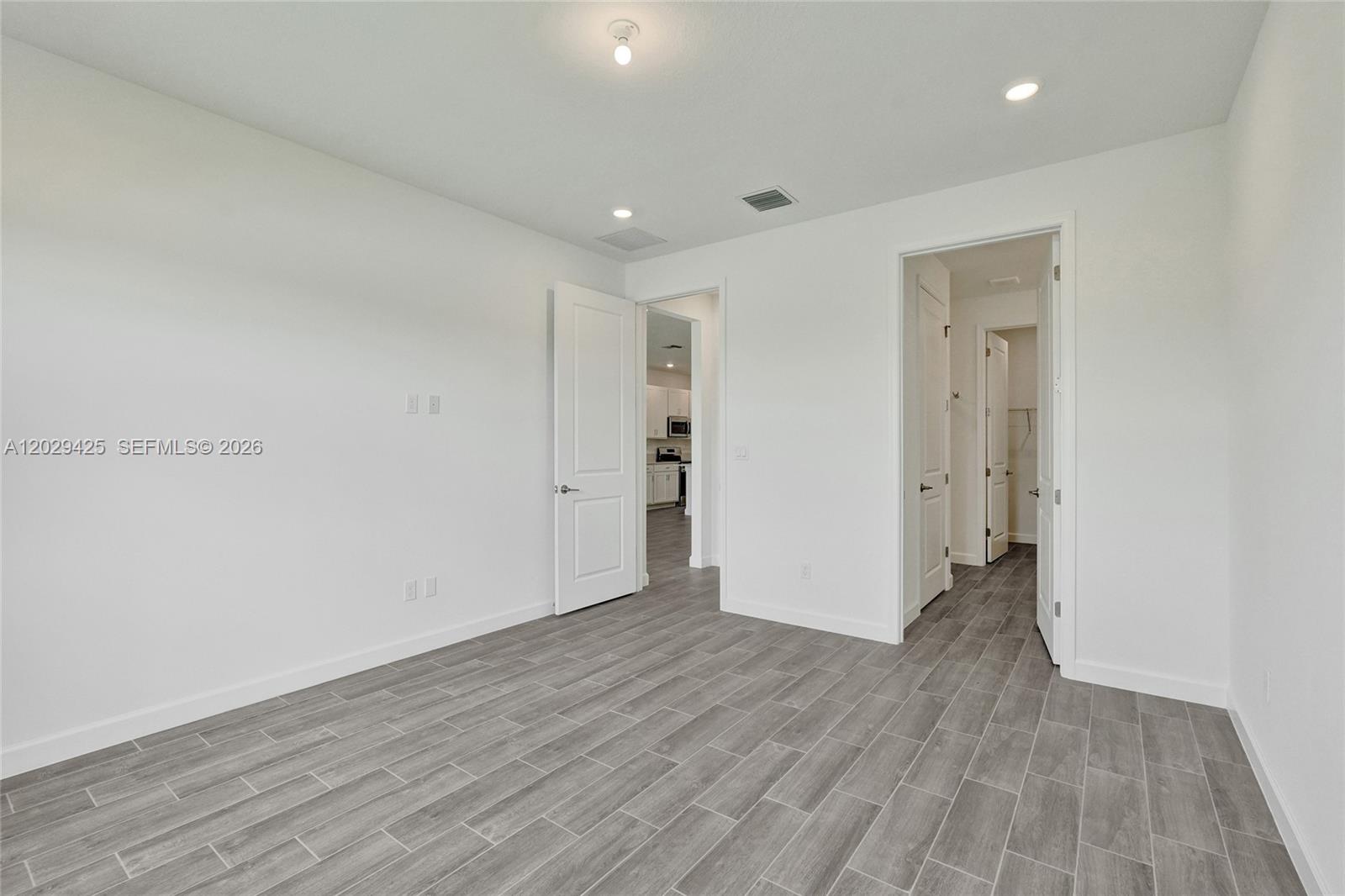 SEAGROVE PUD - Residential Lease