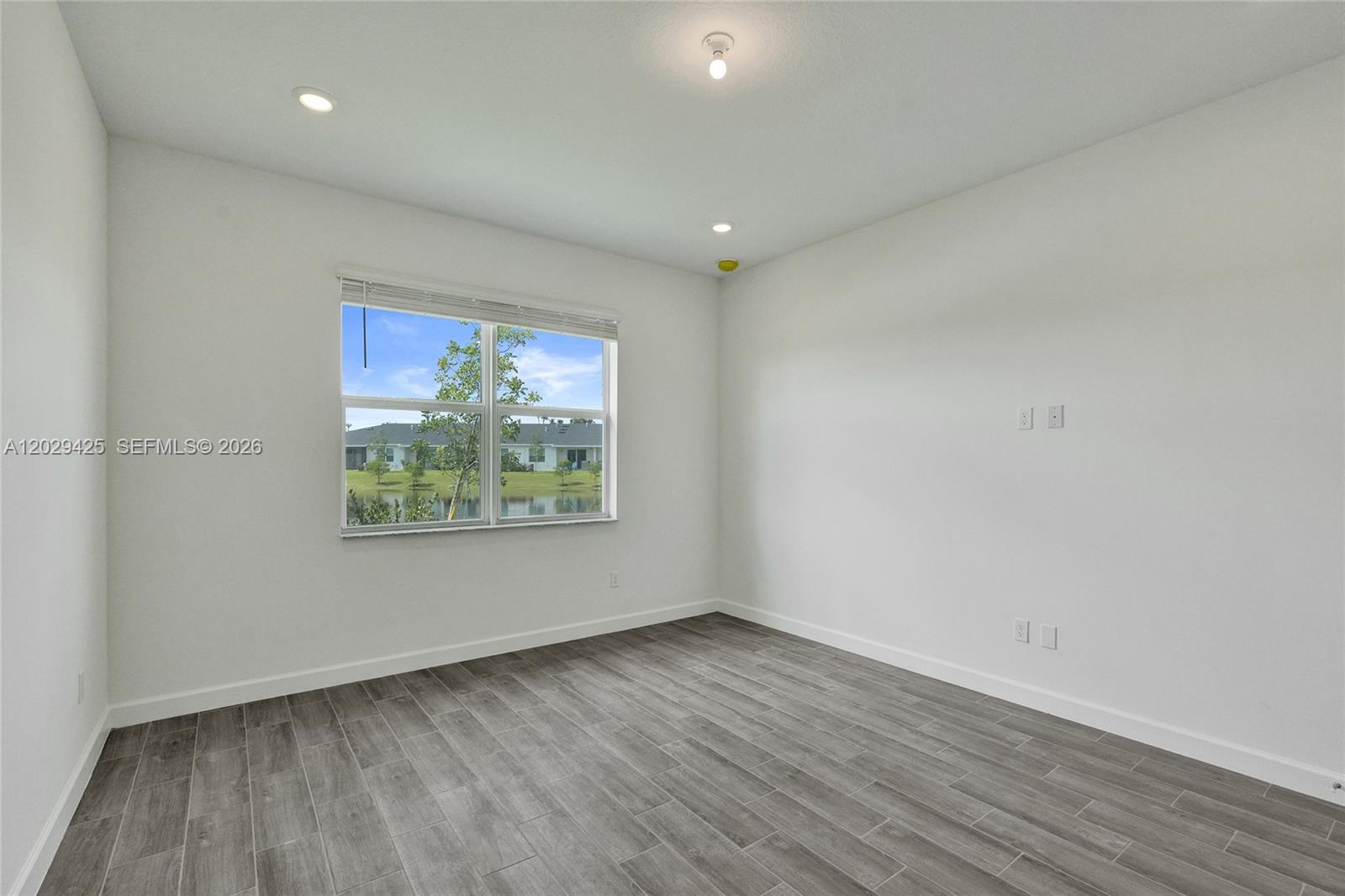 SEAGROVE PUD - Residential Lease