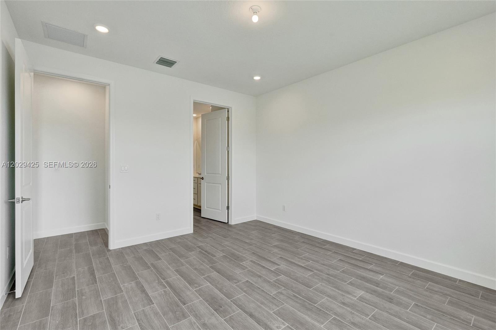 SEAGROVE PUD - Residential Lease