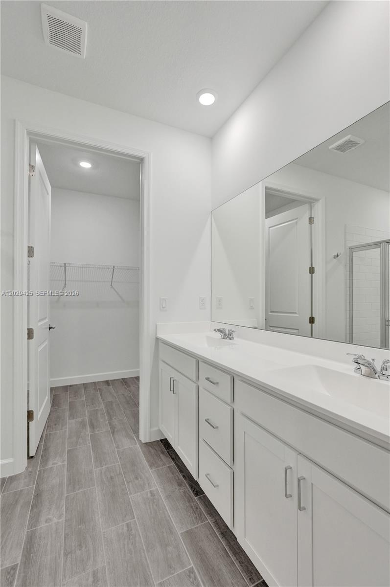 SEAGROVE PUD - Residential Lease